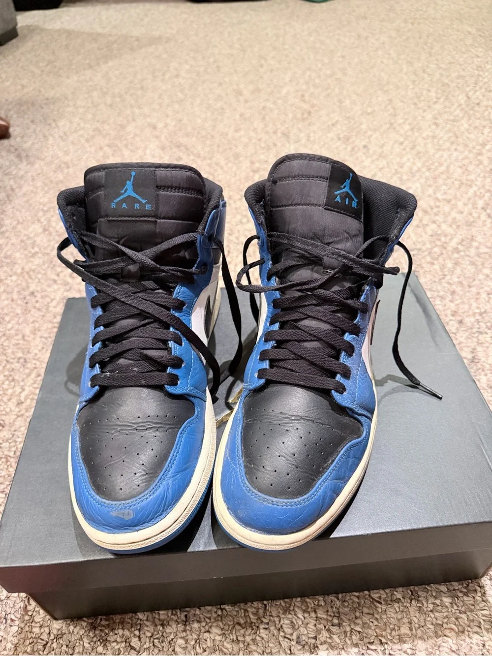 Nike Air Jordan 1 Retro Rare Sore Blue Hyper Royal Men’s Size 11